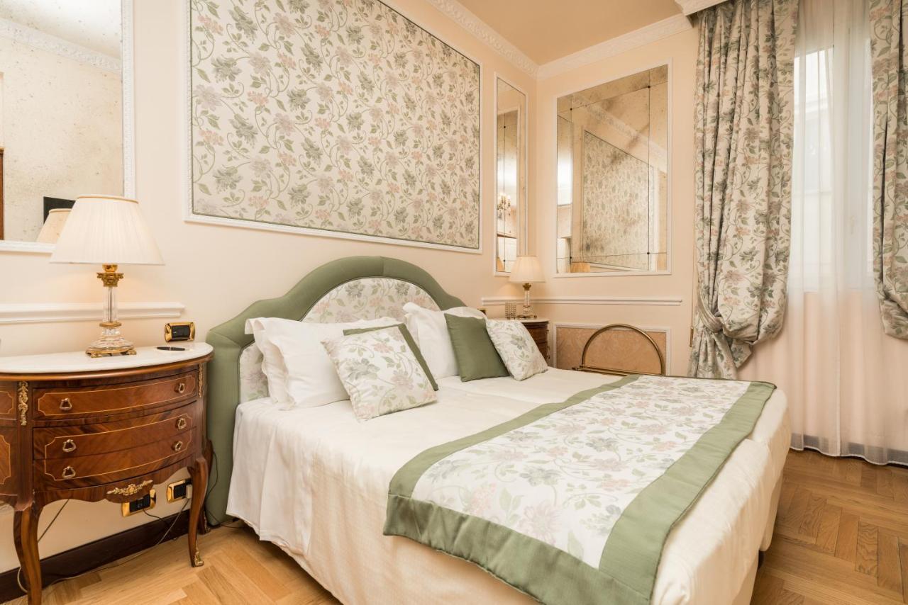 Hotel Bernini Palace Флоренция Екстериор снимка