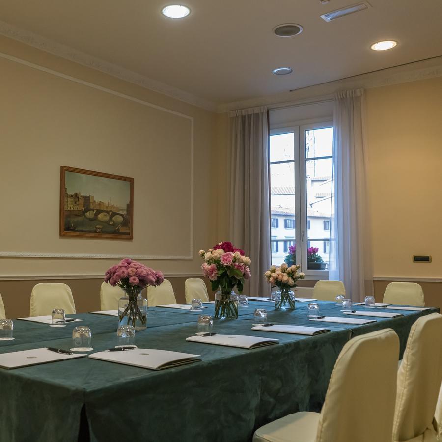 Hotel Bernini Palace Флоренция Екстериор снимка The boardroom of the Academy